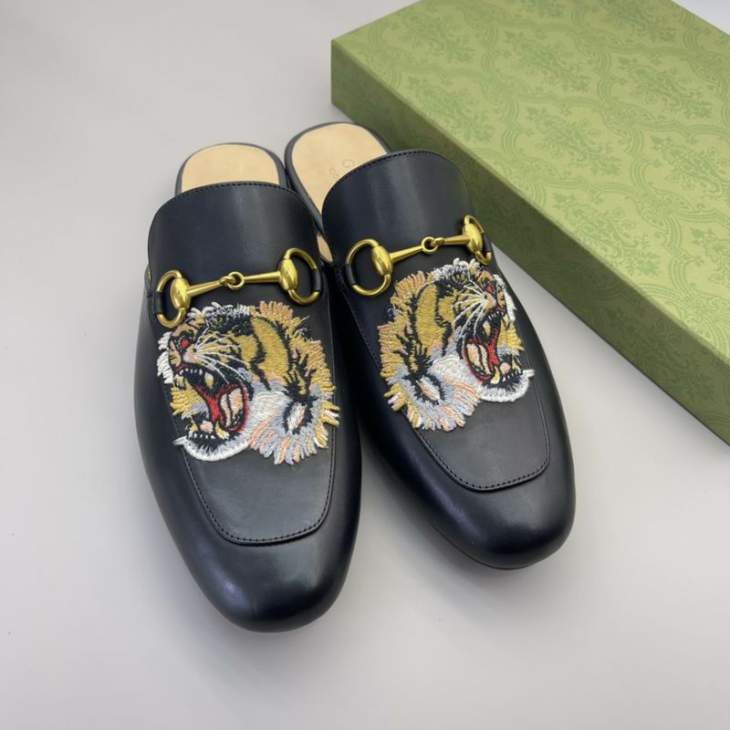 Picture of Gucci Slippers _SKUGuccisz38-45mnf01072476
